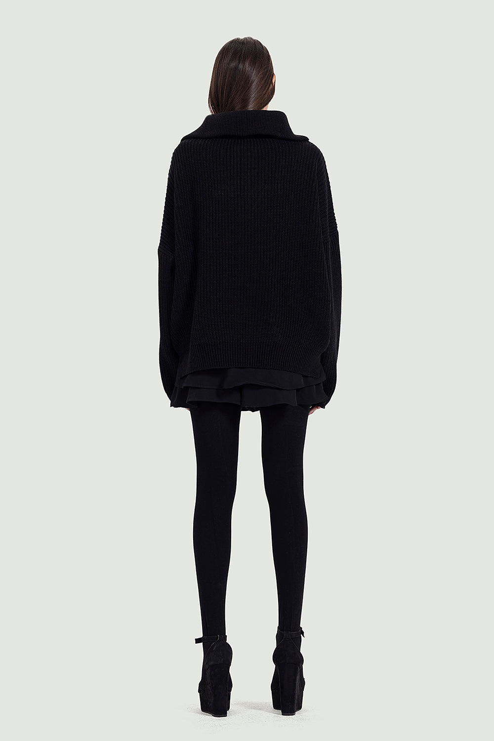 Knitted zipper in black