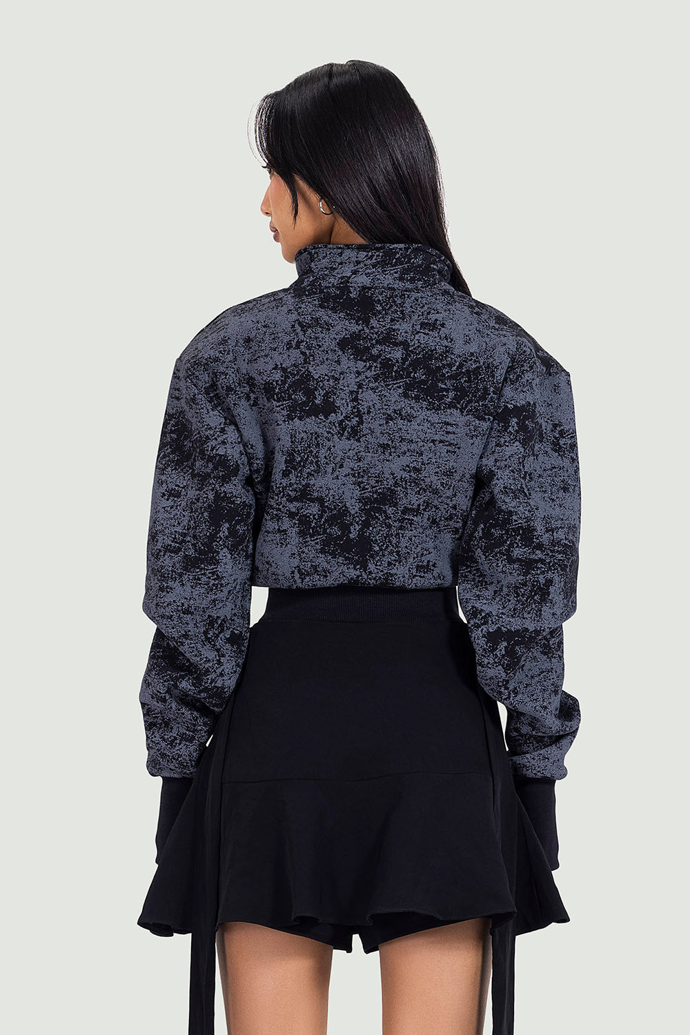 Black X blue quarter zipper