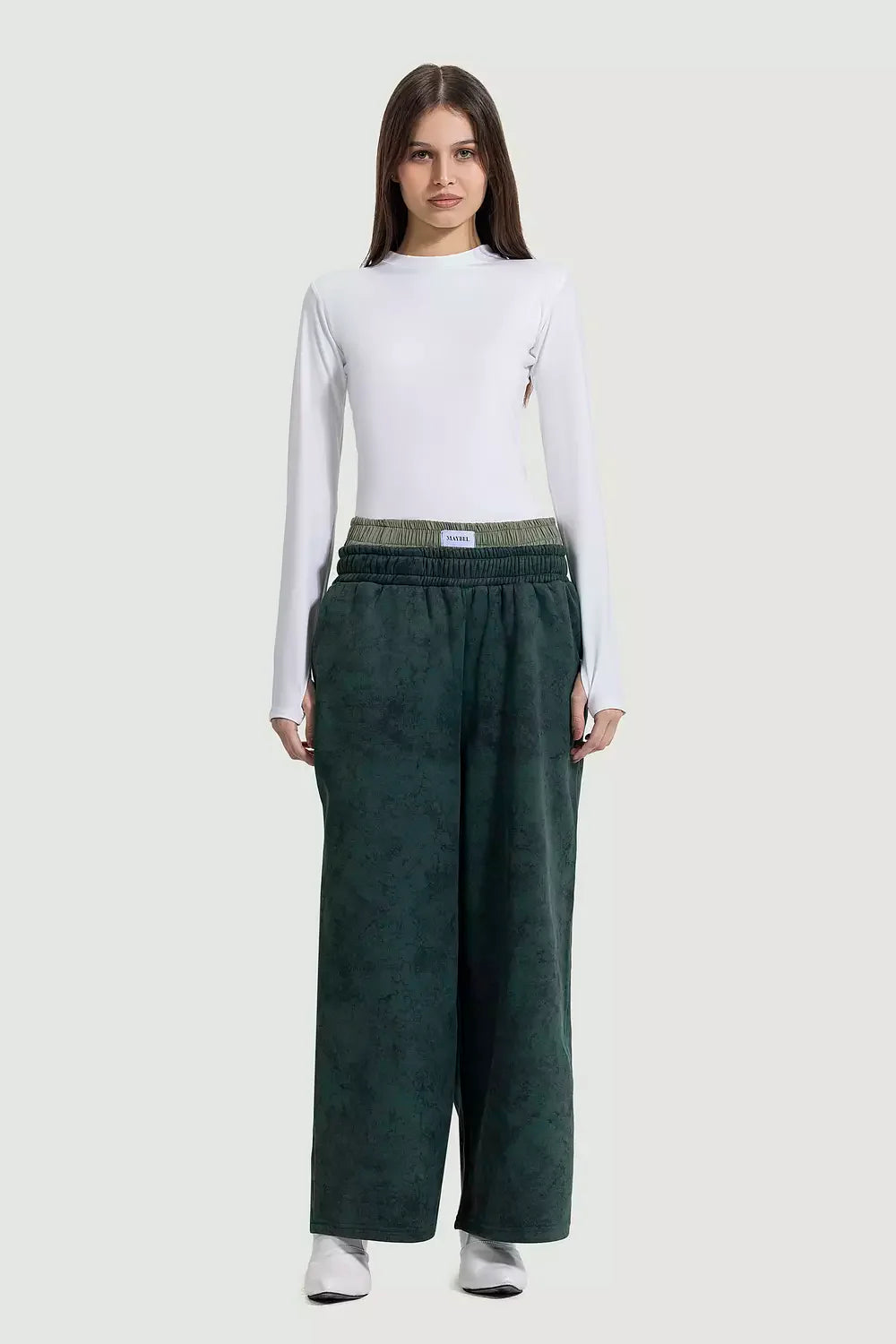 Green Forest boxer sweatpants  in green