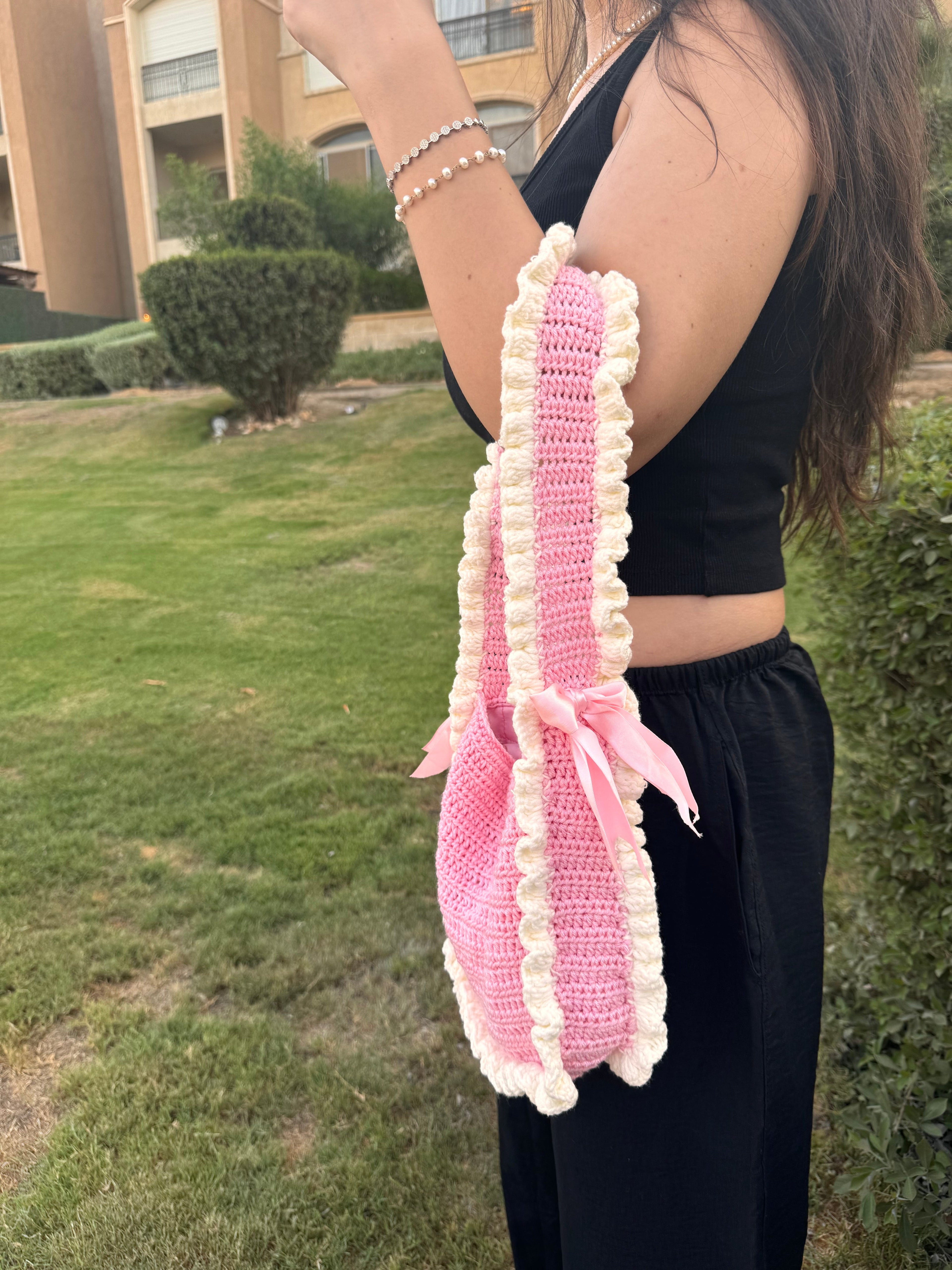 Baby pink bows crochet bag