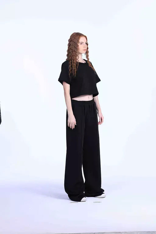 Black cropped shirt