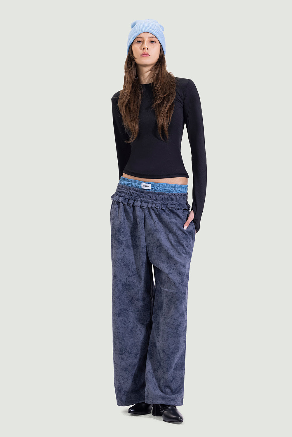 Charcoal stone ruffles boxer sweatpants