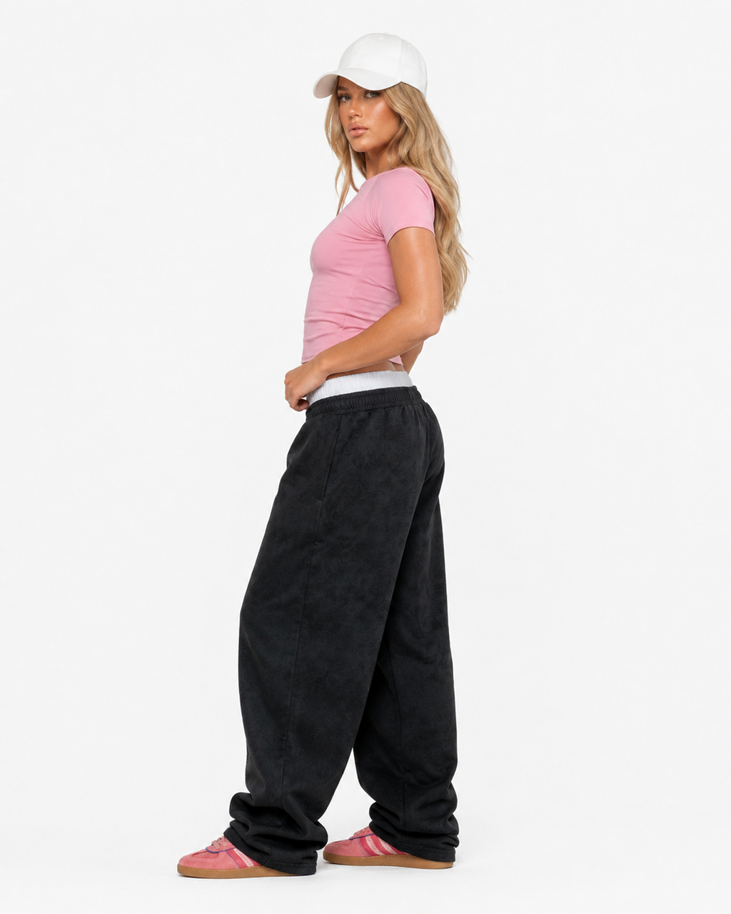 Black stone boxer sweatpants