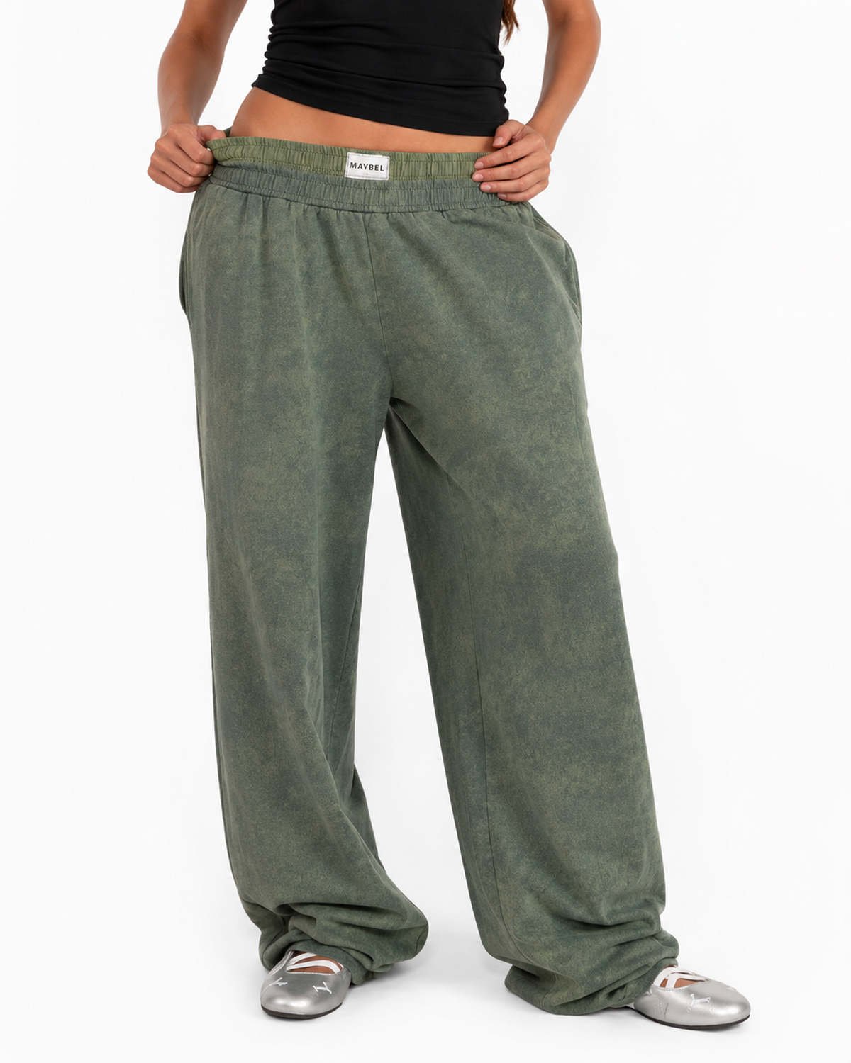 Green forest boxer sweatpants