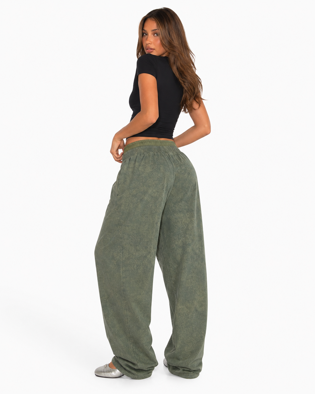 Green forest boxer sweatpants