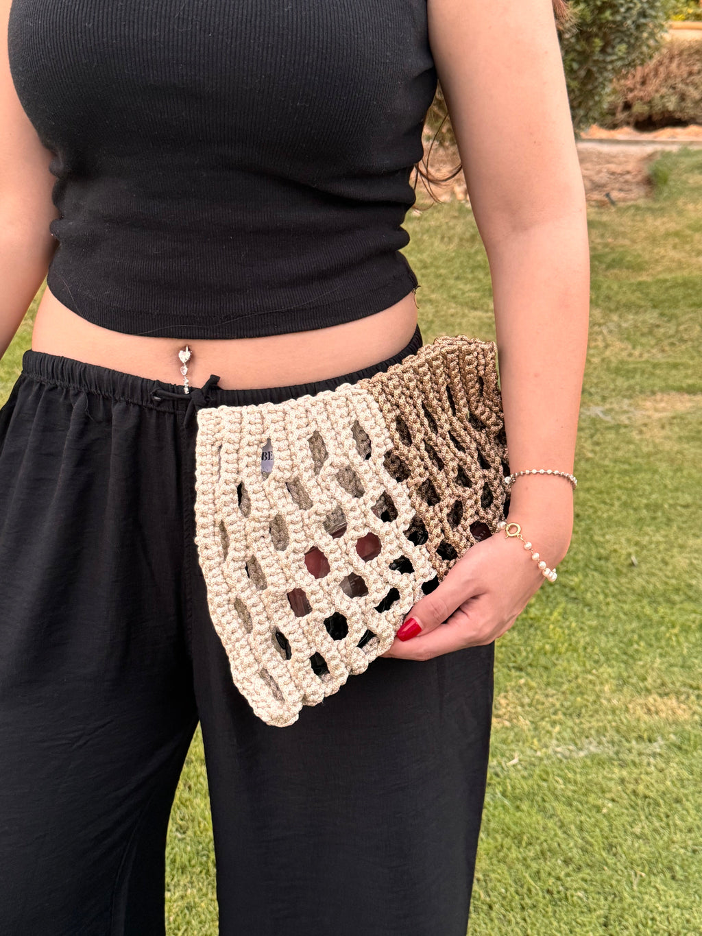 Nude X brown crochet bag