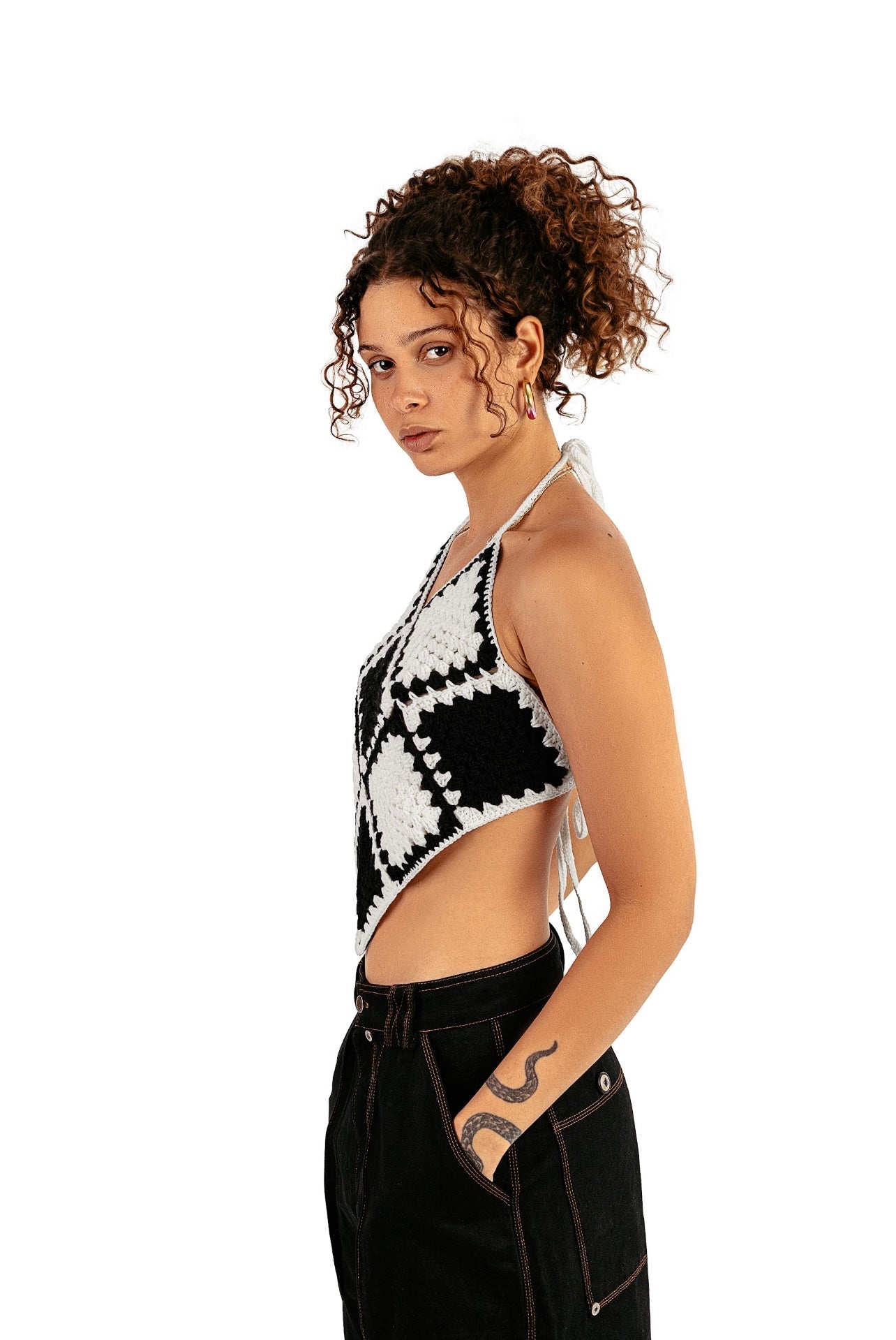 Backless Granny crochet top in black & white