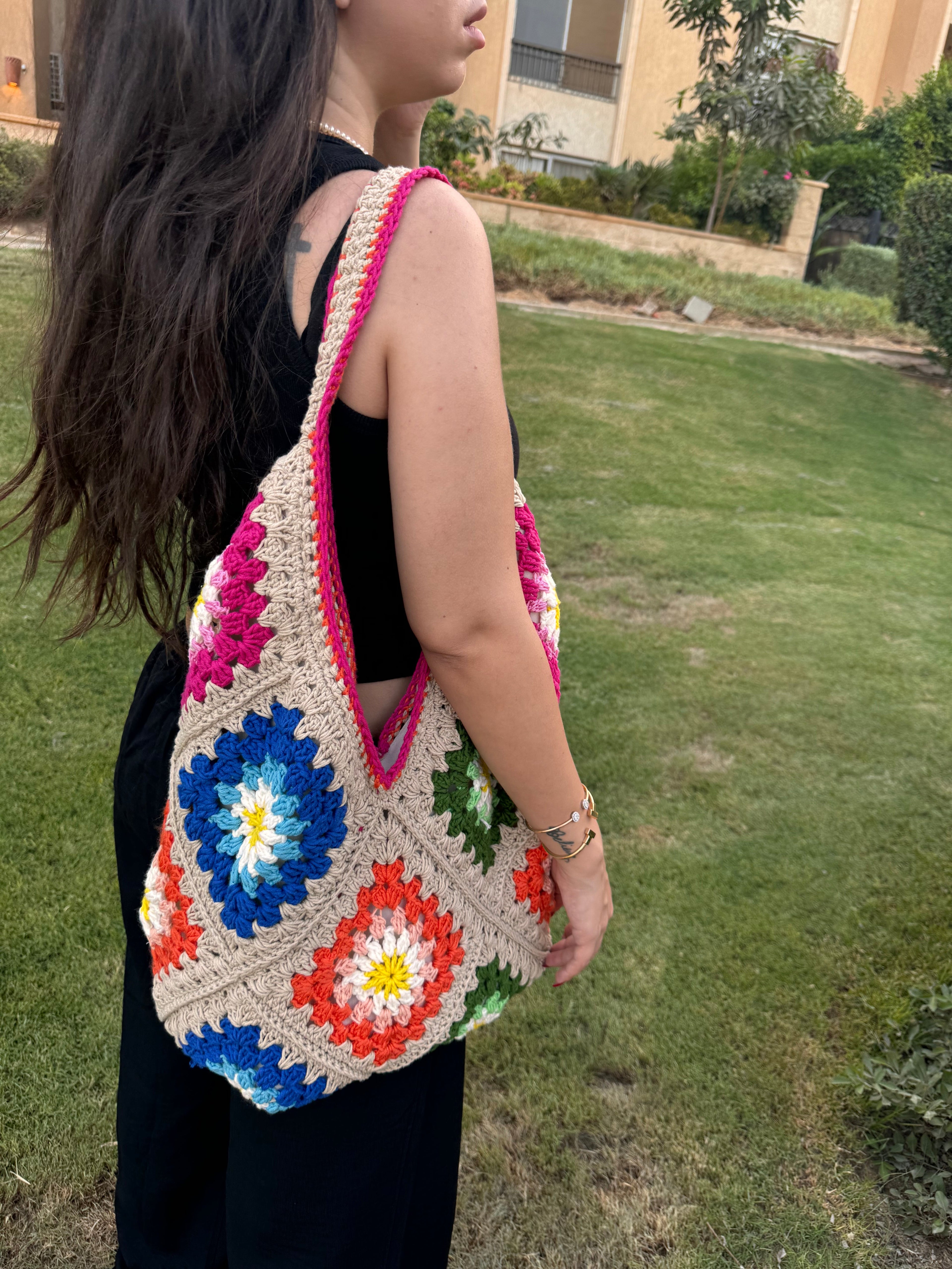 beige granny square tote crochet bag