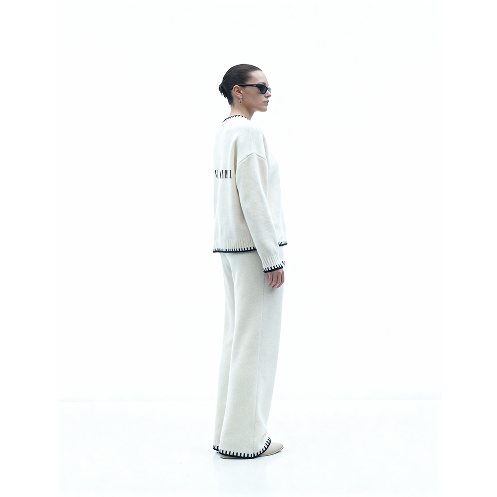 The Frame set in Nude