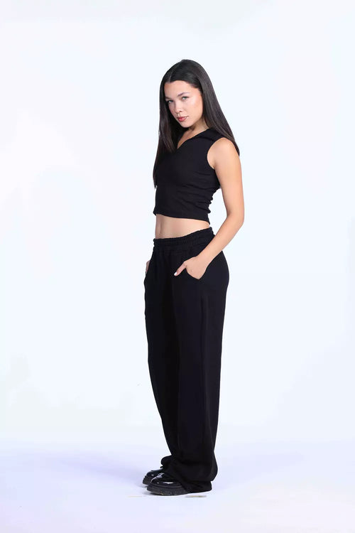 Black oversized sweatpants