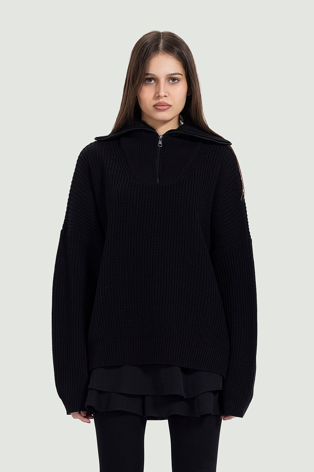 Knitted zipper in black