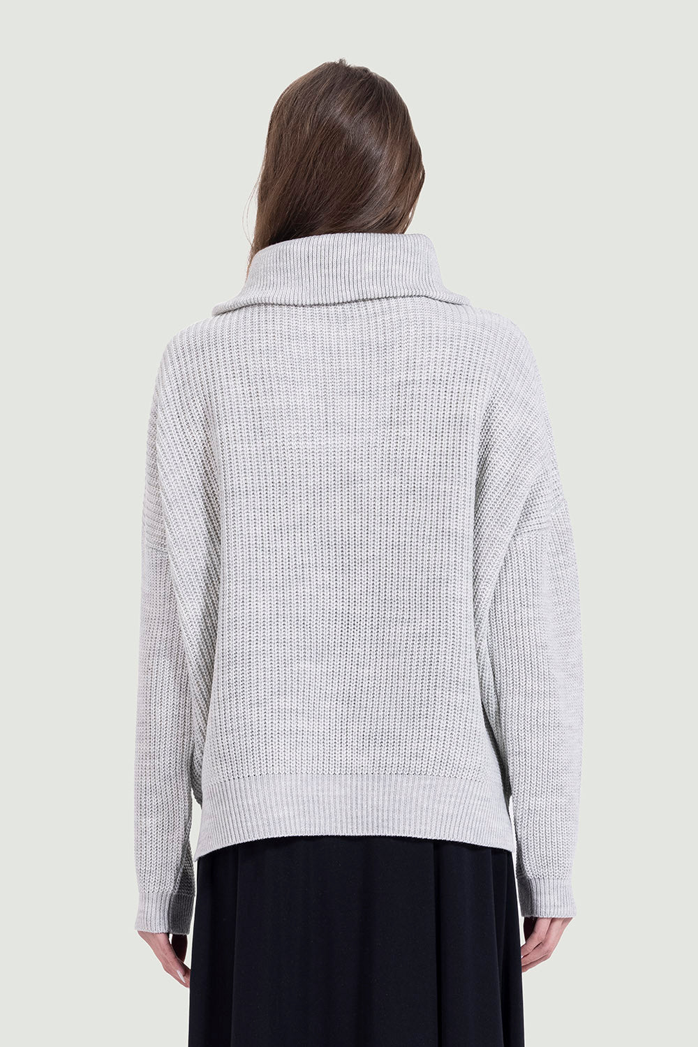 Knitted zipper in grey