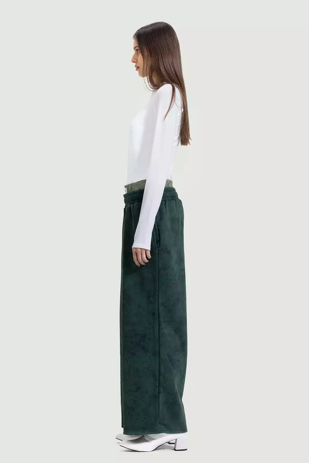 Green Forest boxer sweatpants  in green