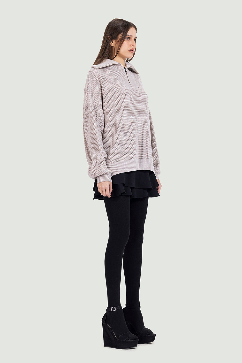 Knitted zipper in nude