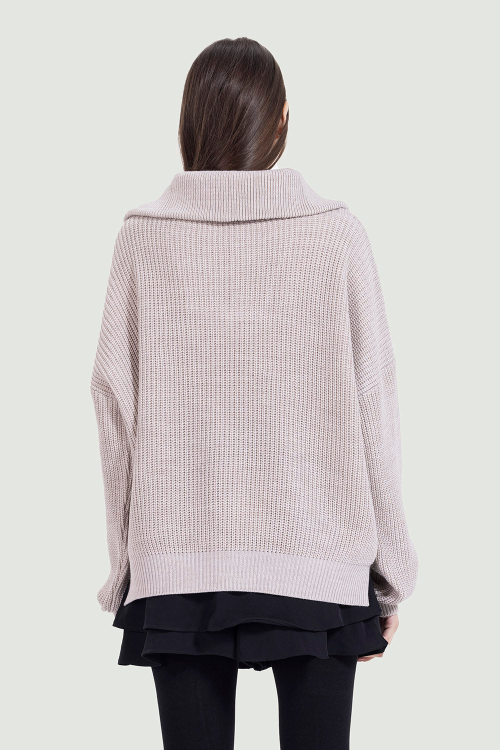 Knitted zipper in nude